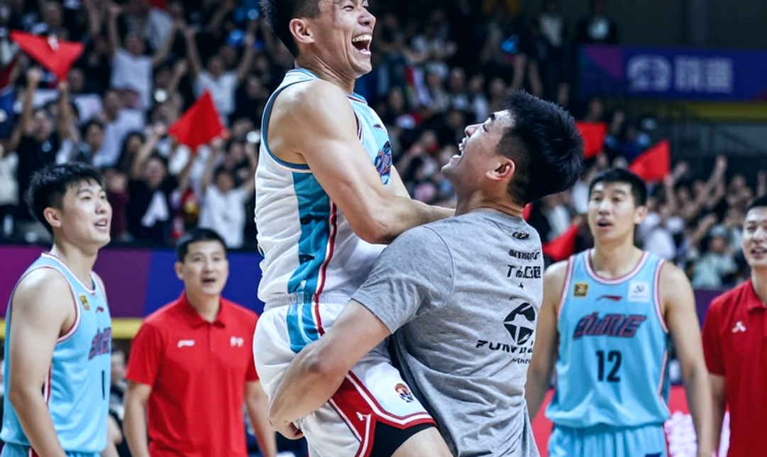 Chuyển nhượng V.League 2026: Khi tiền lệp trúc và những món nợ chiến thuật đang định hình lại bản đồ sức mạnh Chuyển nhượng V.League 2026: Khi tiền lệp trúc và những món nợ chiến thuật đang định hình lại bản đồ sức mạnh