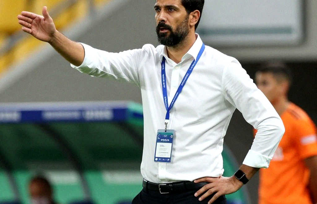 Sandy Walsh, 90 phút sau 10 tuần nghỉ và canh bạc thể lực của Persib