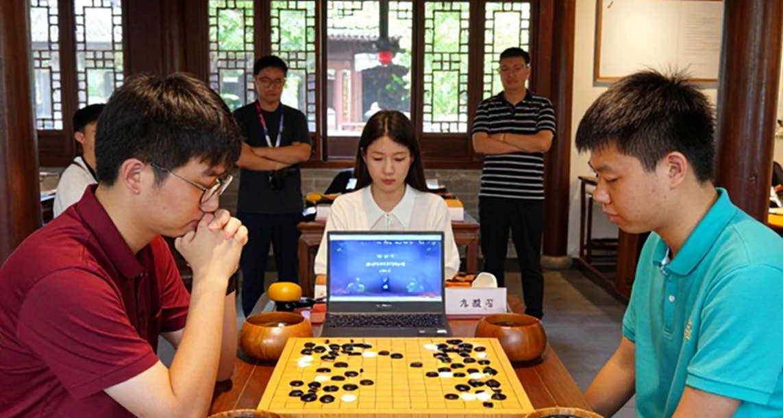 Khai cuộc Scotland: Từ đòn bất ngờ của Kasparov đến bài học cho kỳ thủ trẻ Việt Nam