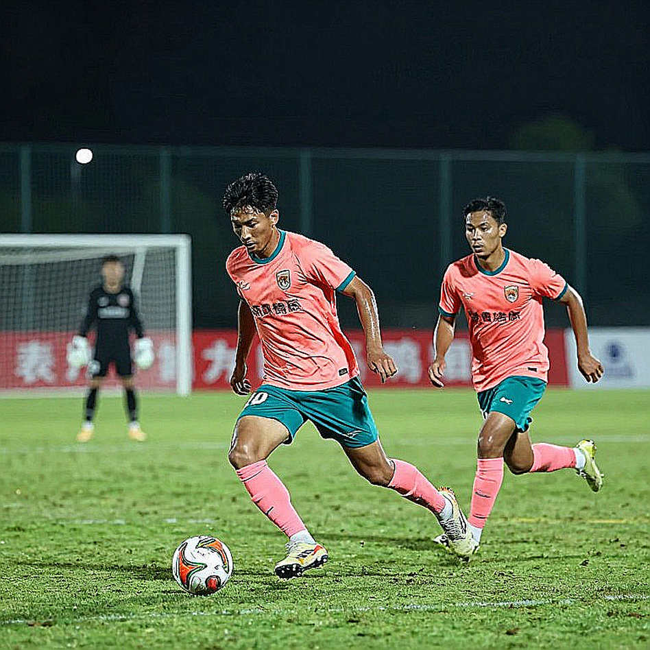 The Unmeasurable Silence of Vietnamese Football The Unmeasurable Silence of Vietnamese Football