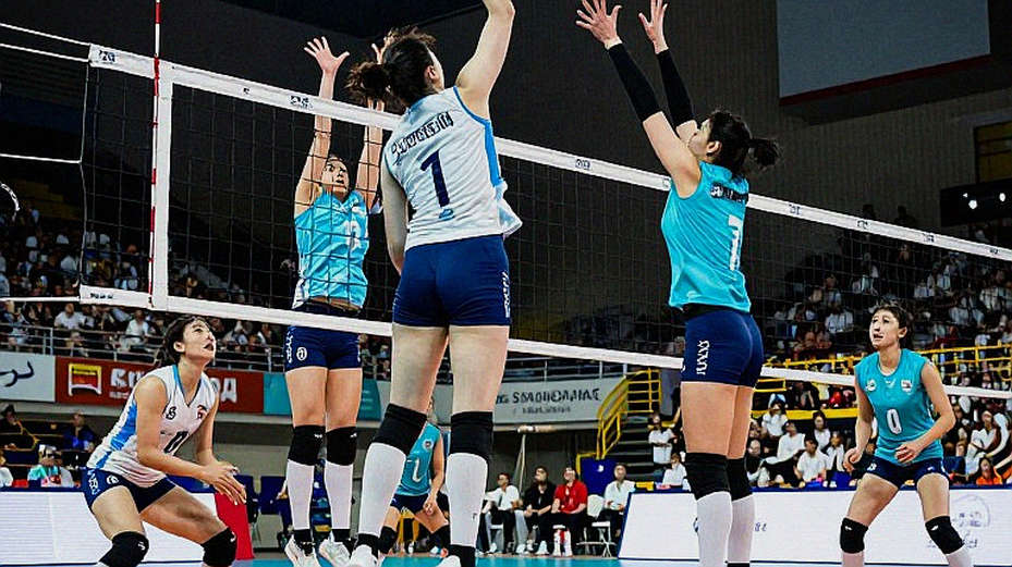 Thổ Nhĩ Kỳ thua Romania 1-3 ở EuroVolley 2026: 'Efeler' để suất đi tiếp lại cho trận cuối gặp Latvia