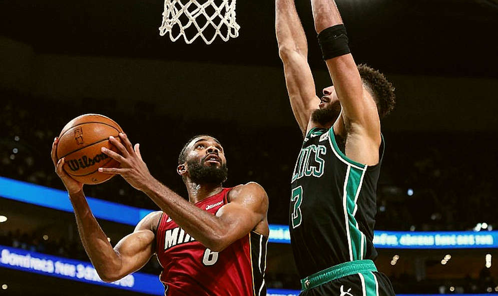 Bản hợp đồng 39,4 triệu đô và chấn thương ACL: Vì sao Kyrie Irving khó đến Miami? Bản hợp đồng 39,4 triệu đô và chấn thương ACL: Vì sao Kyrie Irving khó đến Miami?